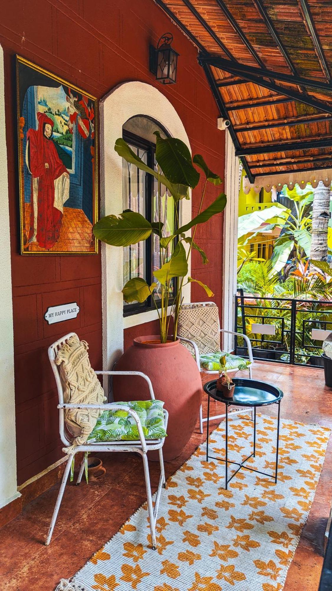 The First House By V3Homestay 4Bhk Private Pool カラングート エクステリア 写真
